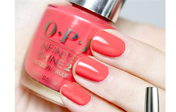 O líquido das senhoras do tipo de OPI personalizou cores longas do verniz para as unhas 15ml últimas