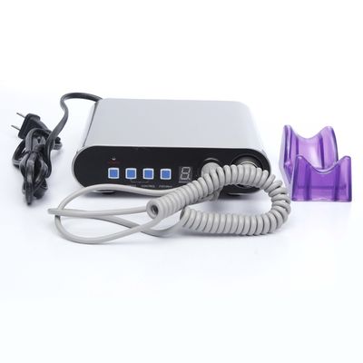 A broca elétrica a mais fina do tratamento de mãos, máquina de polonês do prego com pedal do pé