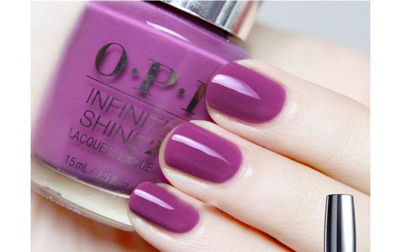 O líquido das senhoras do tipo de OPI personalizou cores longas do verniz para as unhas 15ml últimas